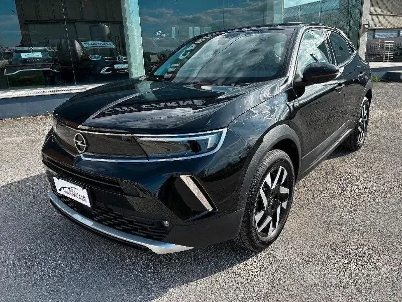 Usata Opel Mokka Elegance 110 CV (80 kW) 2022 Nero SUV