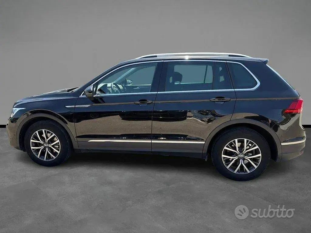 Usata VW Tiguan Life 150 CV (110 kW) 2022 Nero SUV