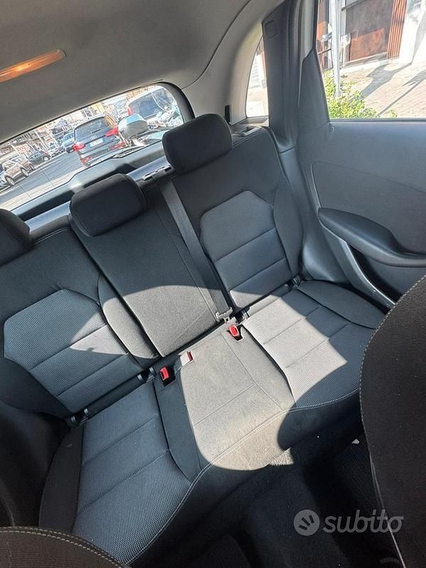 Usata Mercedes B180 2012 Monovolume