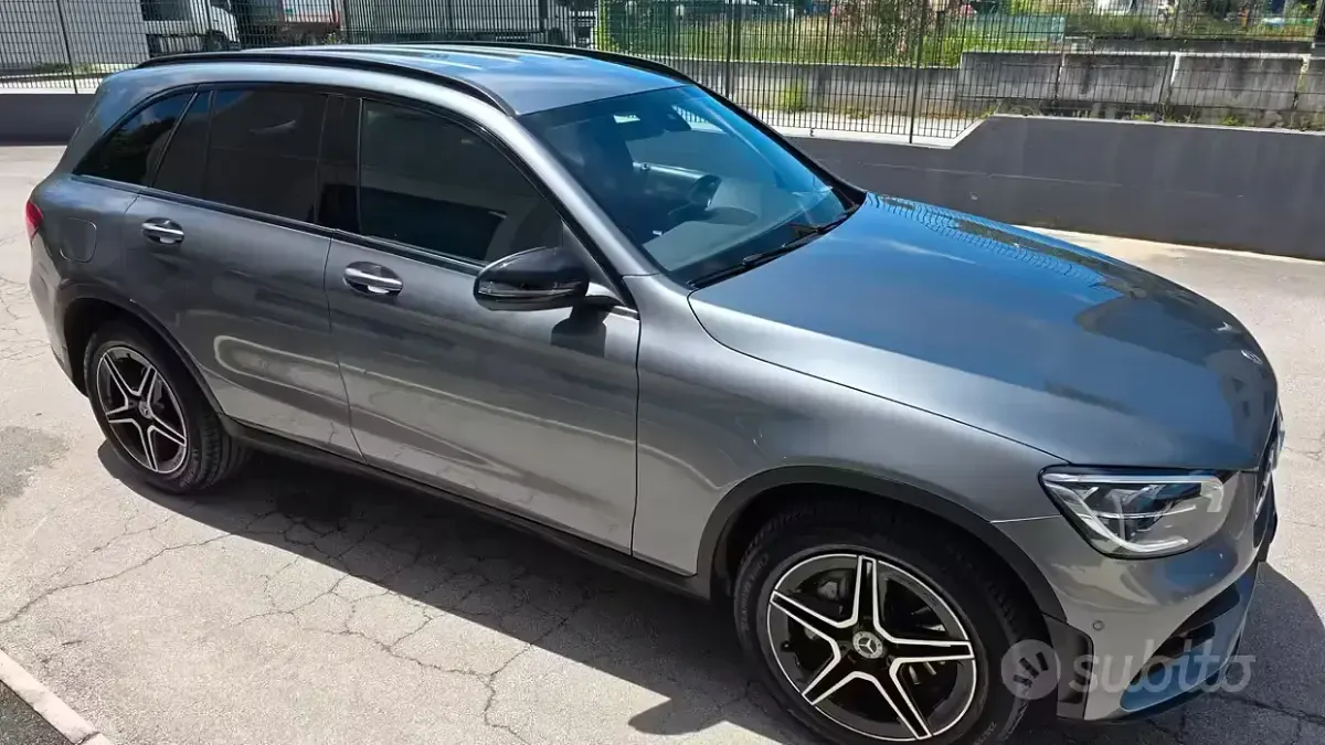 Usata Mercedes GLC200 Premium Plus 163 CV (119 kW) 2022 Grigio SUV