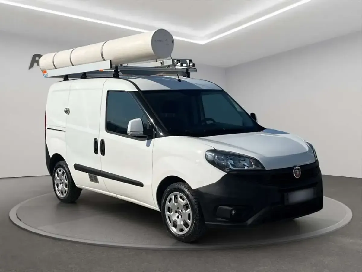 Usata Fiat Doblò 120 CV (88 kW) 2019 Bianco Monovolume