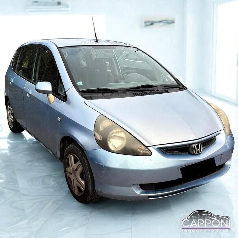 Usata Honda Jazz 77 CV (56 kW) 2004 Blu Utilitaria
