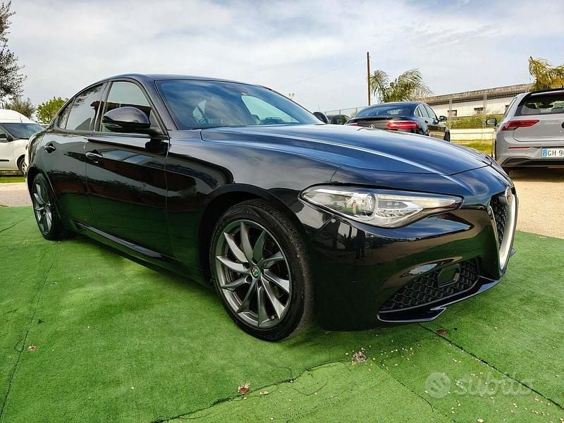 Brugt Alfa Romeo Giulia Super 160 HK (117 kW) 2020 Sort Sedan