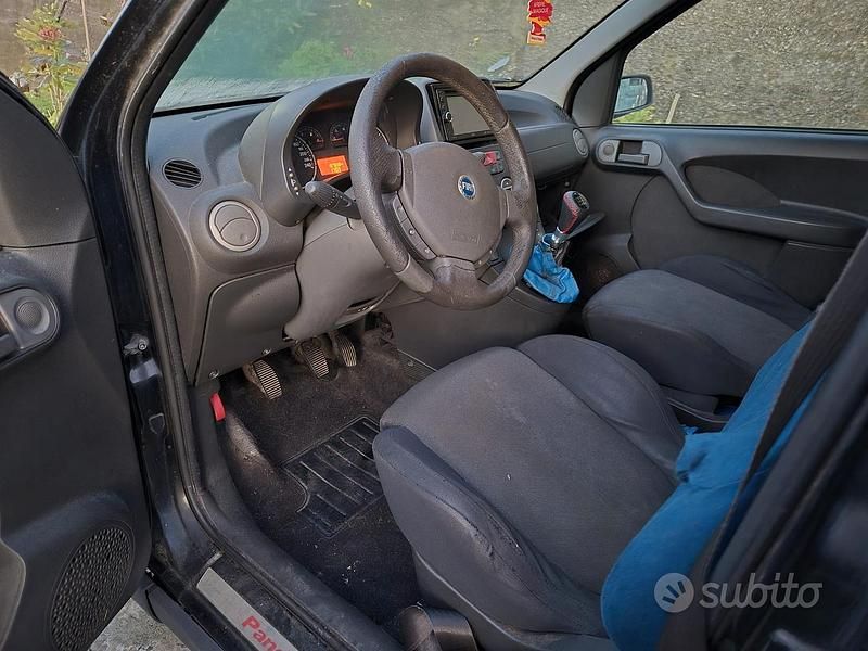 Usata Fiat Panda 101 CV (74 kW) 2006 Nero Utilitaria