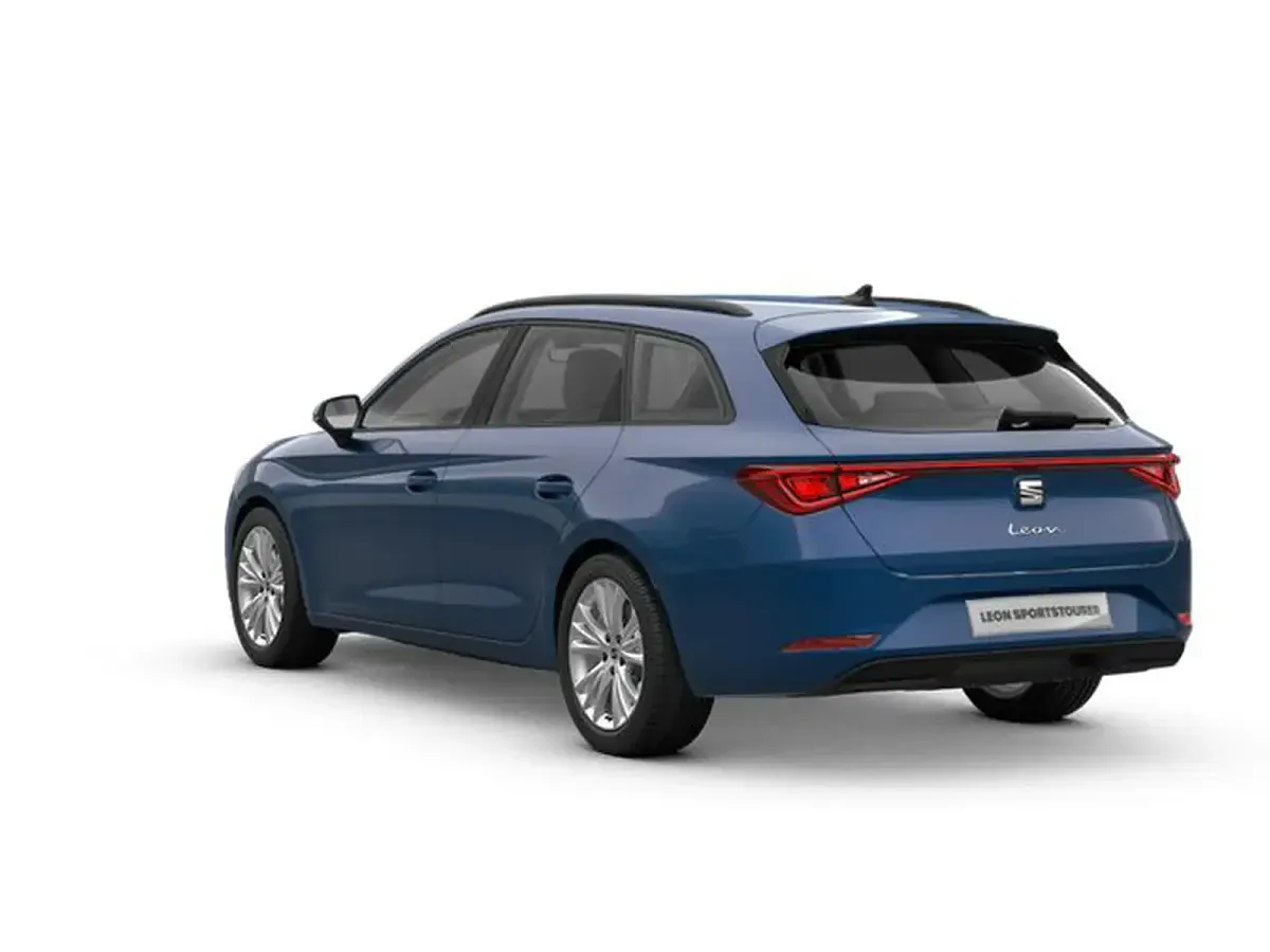 Nuova Seat Leon Business 150 CV (110 kW) 2026 Blu zaffiro Station wagon