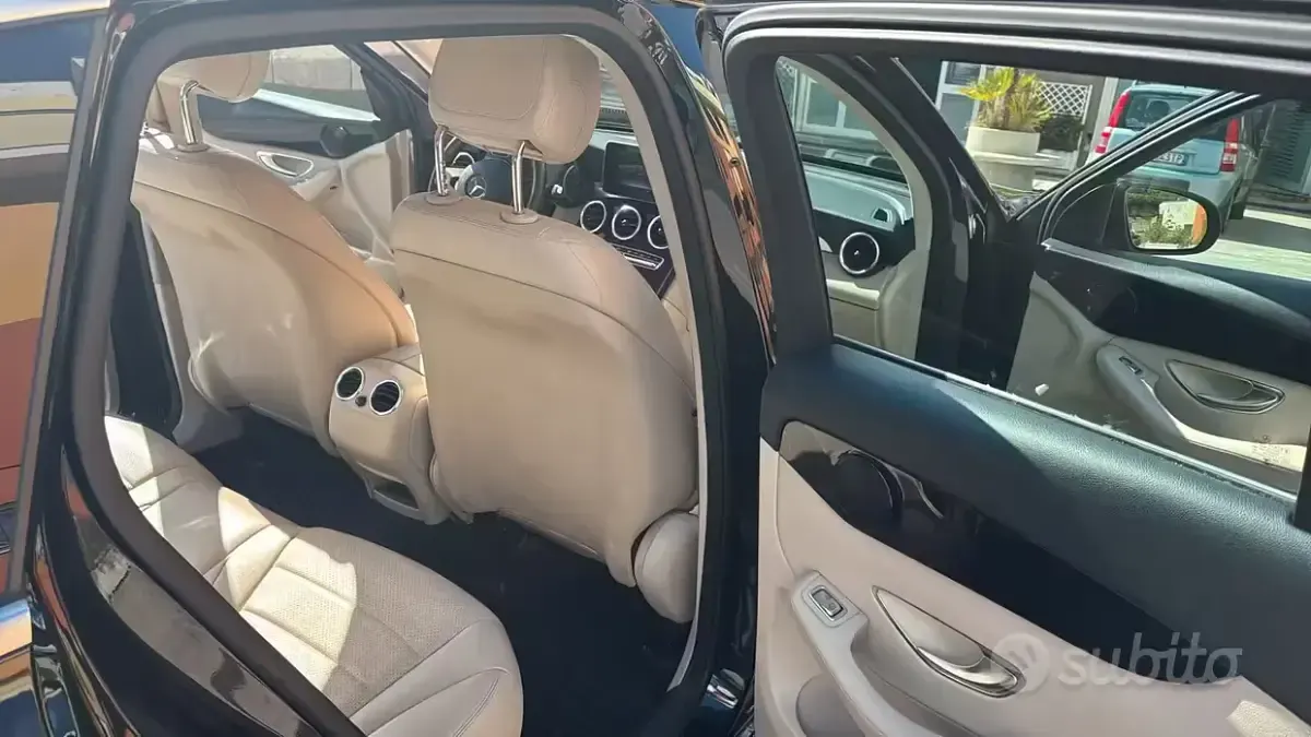 Usata Mercedes GLC250 Premium Plus 204 CV (150 kW) 2016 Nero SUV