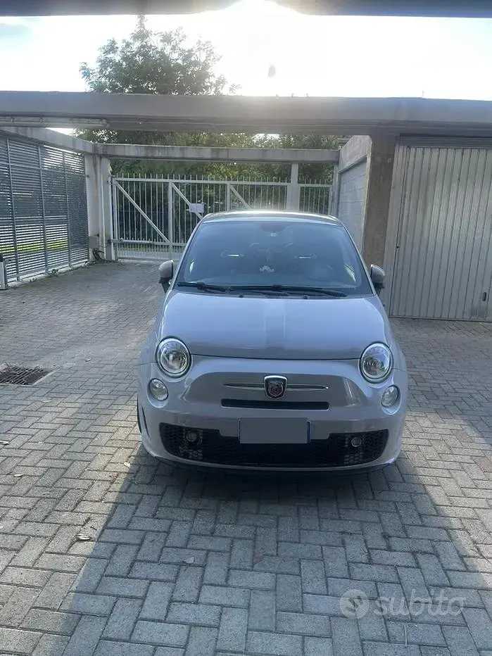 Usata Abarth 500 140 CV (102 kW) 2015 Grigio Utilitaria