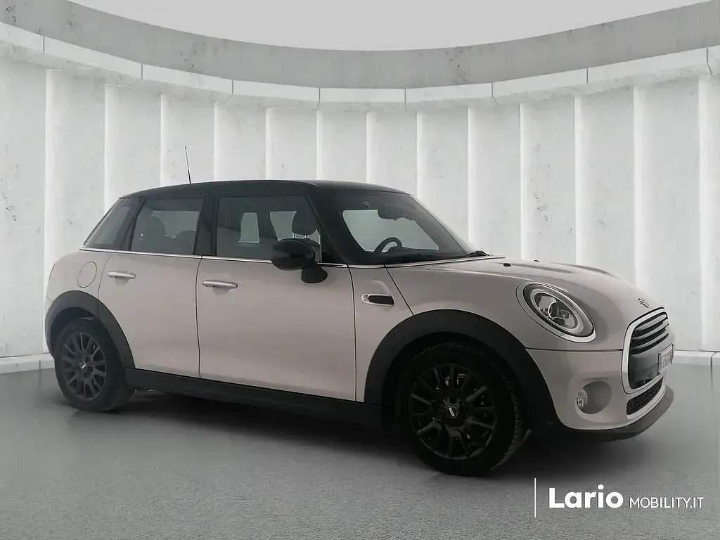 Usata Mini Cooper 136 CV (100 kW) 2020 Argento Utilitaria