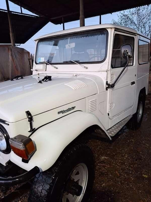 Usata Toyota Land Cruiser 99 CV (72 kW) 1977 Bianco SUV