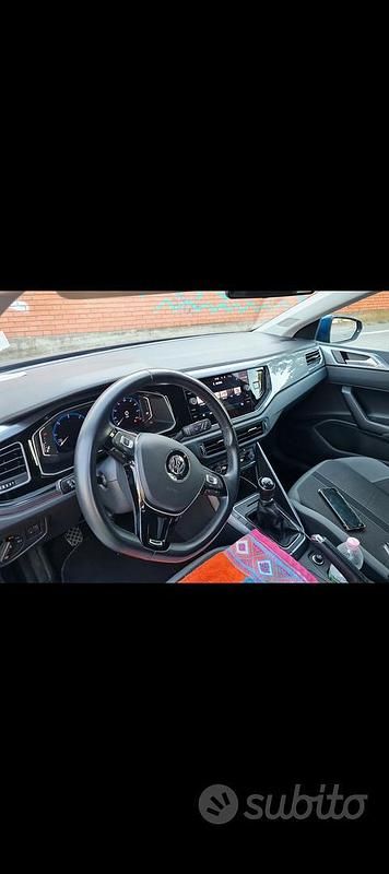 Usata VW Polo Highline 95 CV (69 kW) 2018 Blu/azzurro Utilitaria