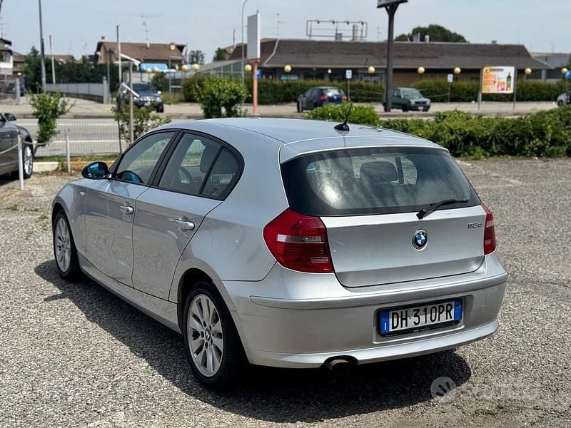 Usata BMW 118 143 CV (105 kW) 2007 Grigio Utilitaria