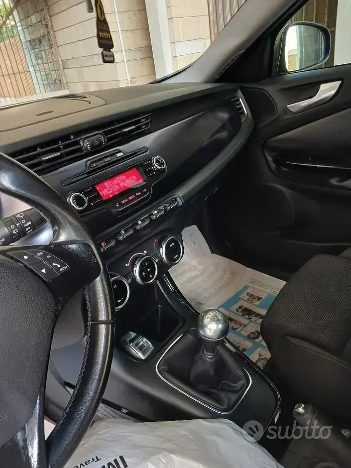 Usata Alfa Romeo Giulietta 105 CV (77 kW) 2010 Nero Utilitaria