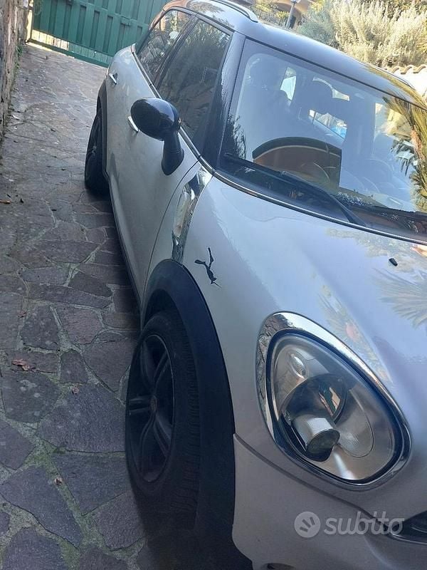 Usata Mini Countryman 122 CV (89 kW) 2011 Bianco SUV