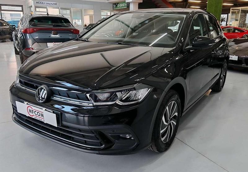 Usata VW Polo Style 95 CV (69 kW) 2025 Nero Utilitaria