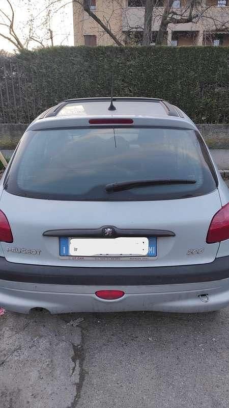 Usata Peugeot 206 60 CV (44 kW) 2002 Blu/azzurro Berlina