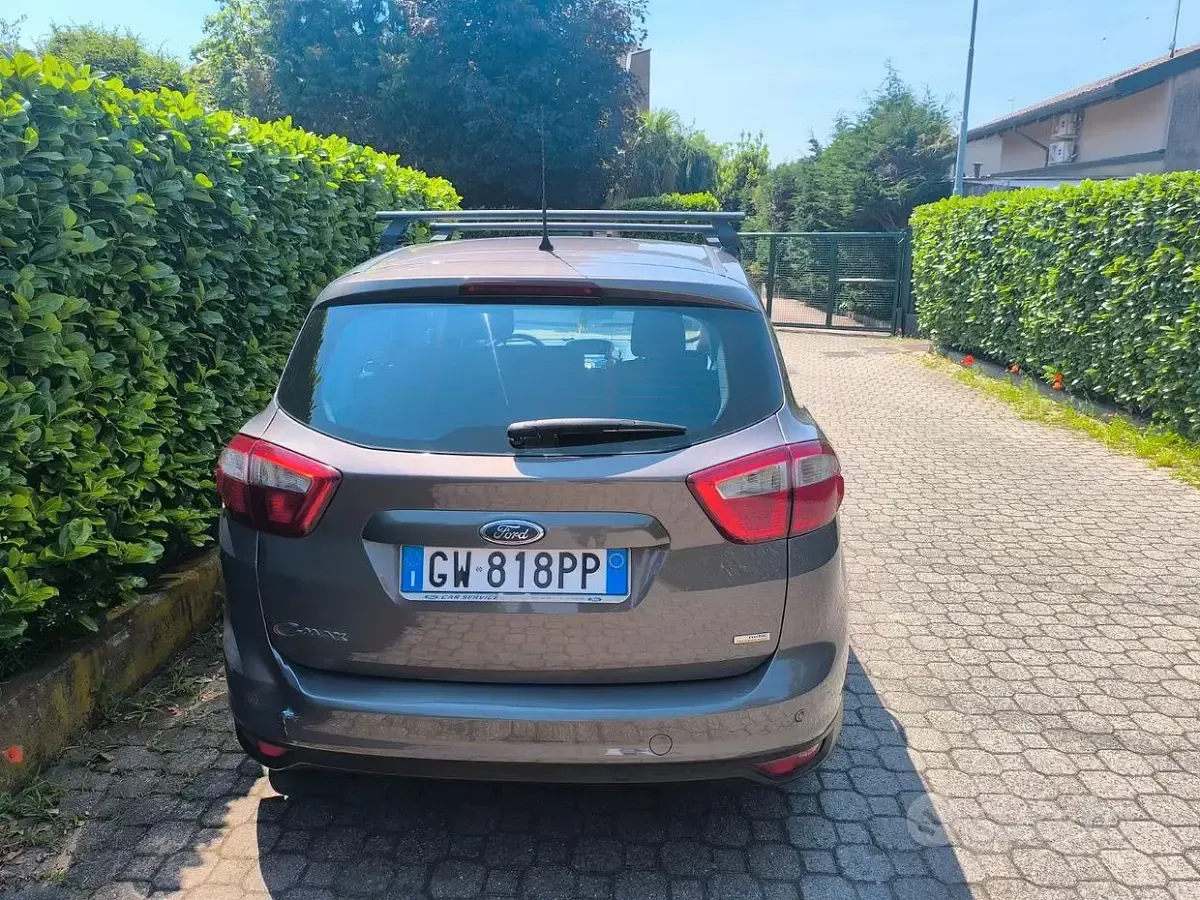 Usata Ford C-MAX 115 CV (84 kW) 2011 Grigio Monovolume