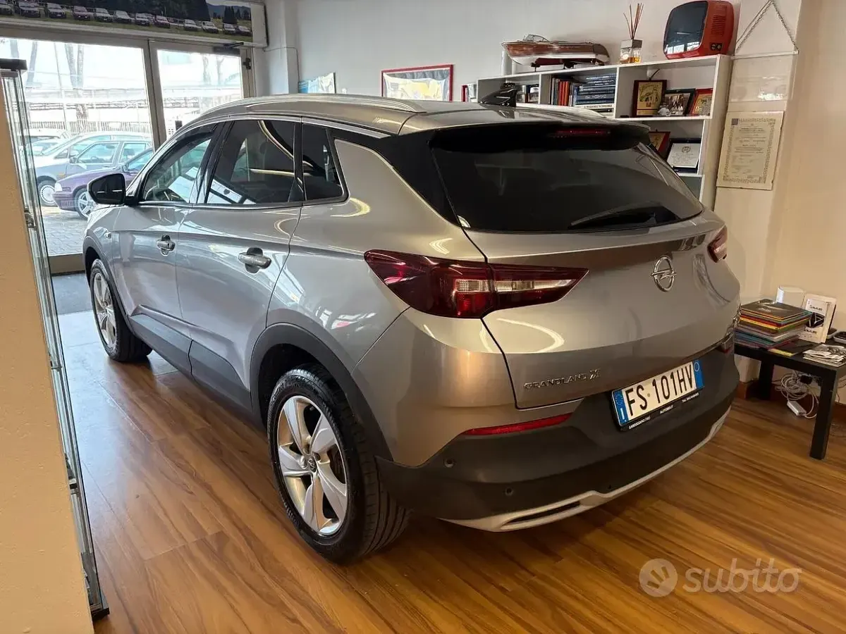 Usata Opel Grandland X Innovation 120 CV (88 kW) 2018 Grigio SUV