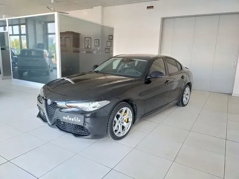 Usata Alfa Romeo Giulia Veloce 210 CV (154 kW) 2021 Nero Berlina
