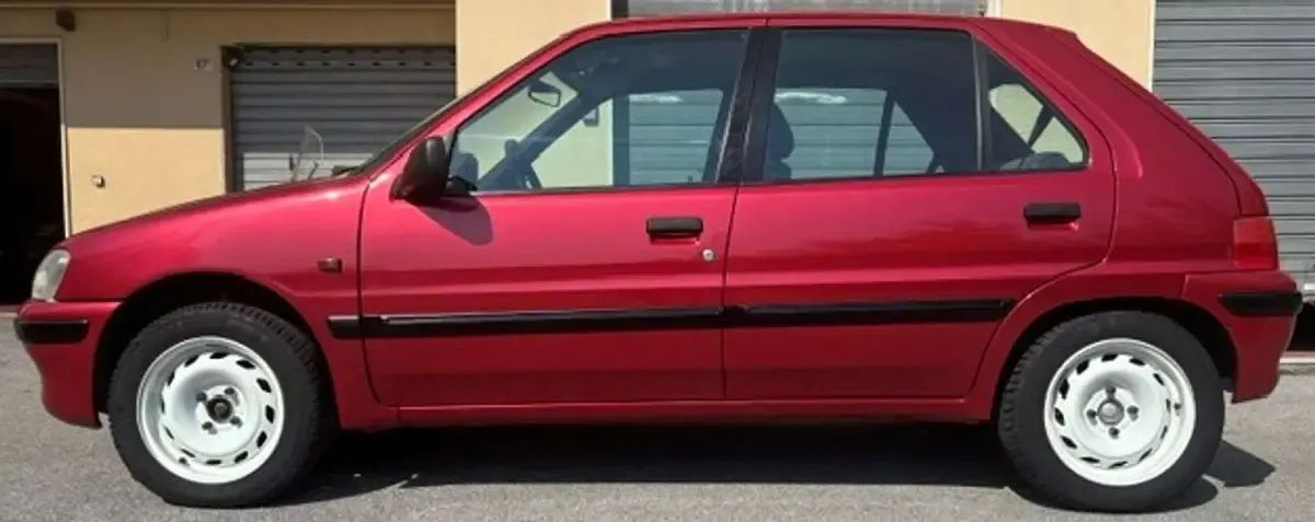 Usata Peugeot 106 75 CV (55 kW) 1997 Rosso Utilitaria