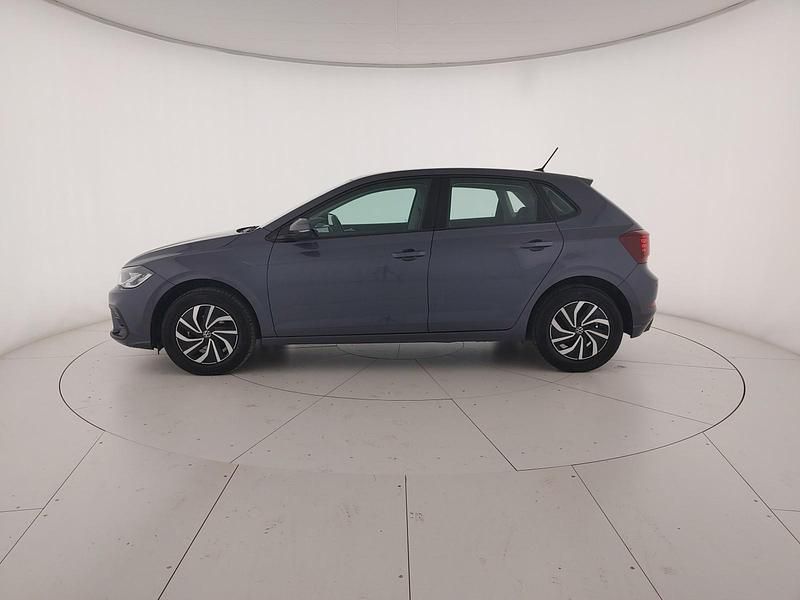 Usata VW Polo Life 95 CV (69 kW) 2025 Smoky grey metallizzato Utilitaria