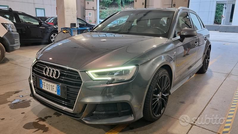 Usata Audi A3 S-Line 150 CV (110 kW) 2016 Grigio Berlina