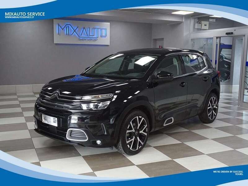 Nero pastello Usata 2019 Citroën C5 Aircross Live SUV | 18.900 € (Molto cara) - Immagine 1/4