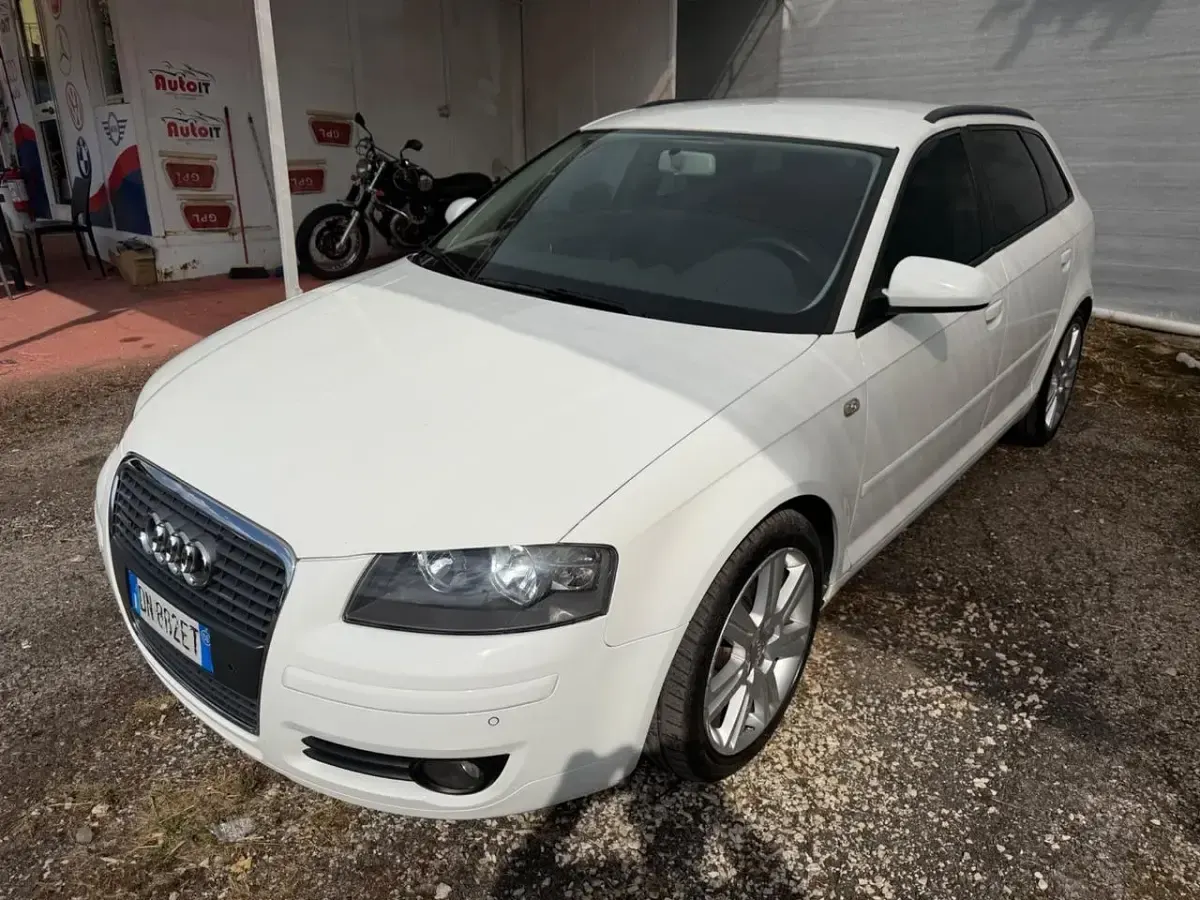 Usata Audi A3 Sportback Ambition 170 CV (125 kW) 2008 Bianco Utilitaria