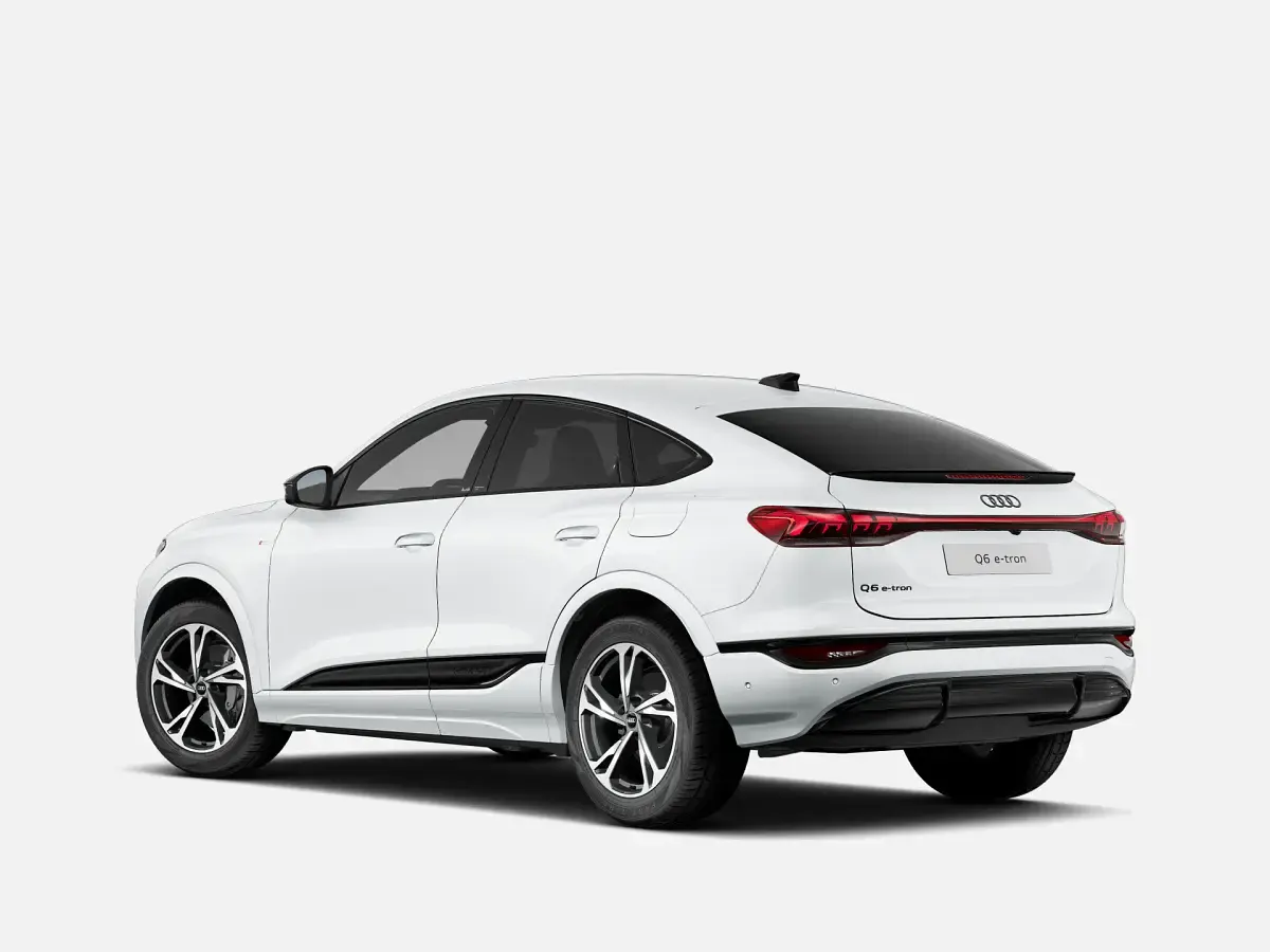 Nuova Audi Q6 Sportback e-tron S-Line 119 kW (163 CV) 2026 Bianco ghiaccio metallizzato SUV