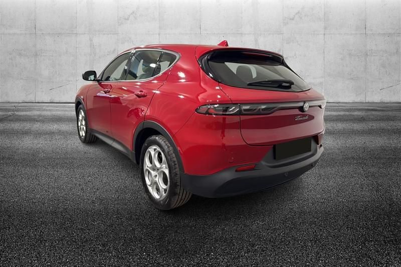 Usata Alfa Romeo Tonale Sprint 131 CV (96 kW) 2023 Rosso pastello SUV
