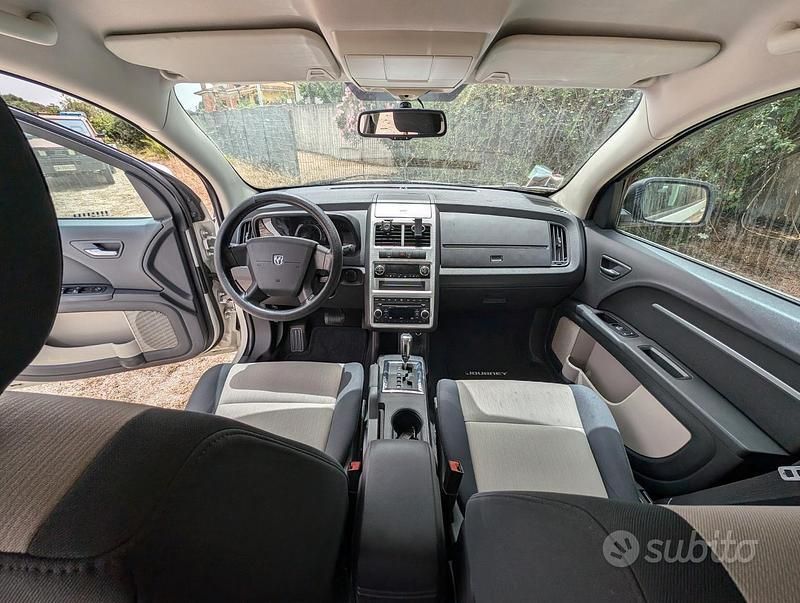 Usata Dodge Journey 140 CV (102 kW) 2009 Bianco SUV