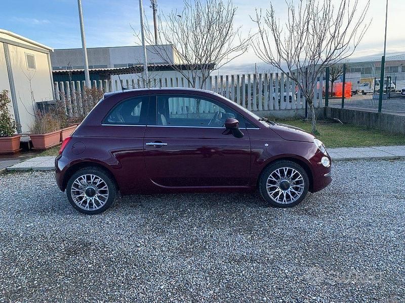 Usata Fiat 500 Dolcevita 69 CV (50 kW) 2021 Rosso Utilitaria