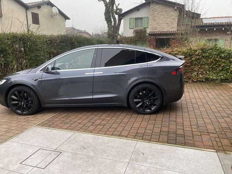 Usata 2020 Tesla Model X Performance SUV | 33.000 € (Buon prezzo) - Immagine 1/4
