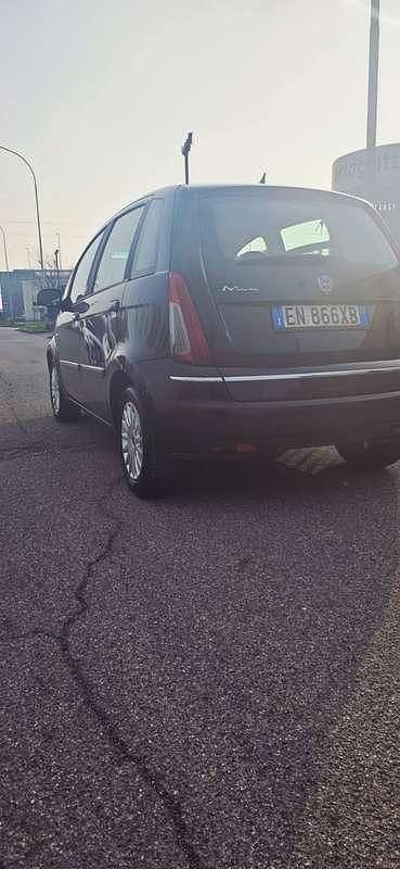 Usata Lancia Musa 77 CV (56 kW) 2012 Monovolume