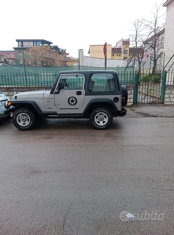Usata Jeep Wrangler 118 CV (86 kW) 2000 SUV