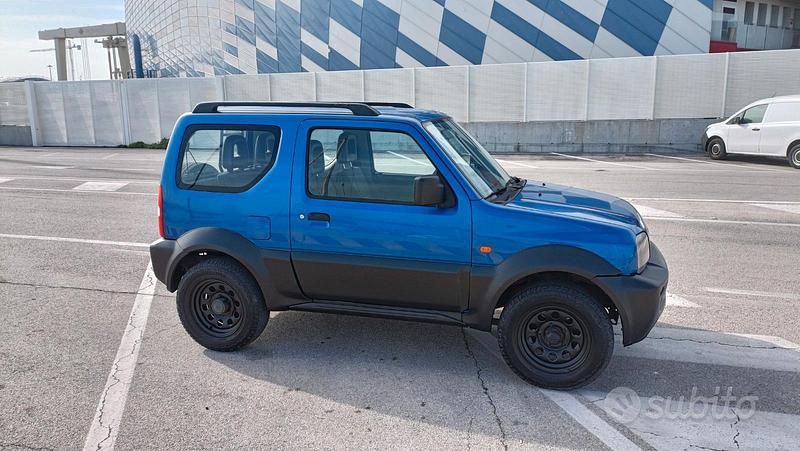 Occasion Suzuki Jimny 85 ch (62 kW) 2007 Bleue SUV