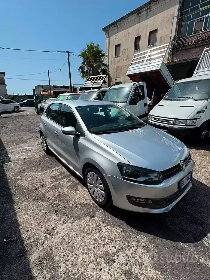 Usata VW Polo Comfortline 90 CV (66 kW) 2012 Grigio Utilitaria