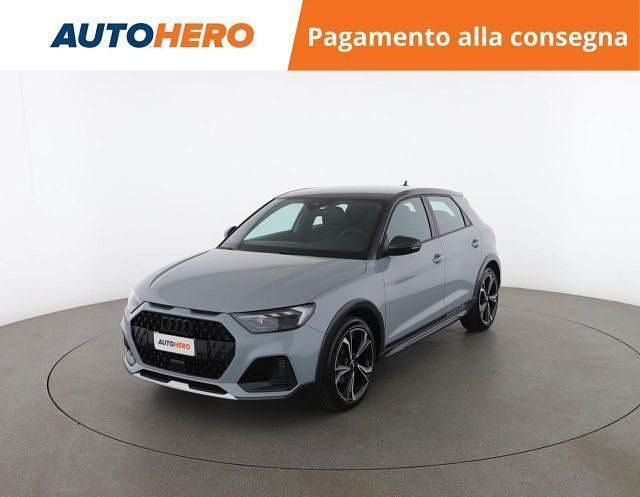 Grigio Usata 2020 Audi A1 Tre volumi | 23.199 € (Molto cara) - Immagine 1/2