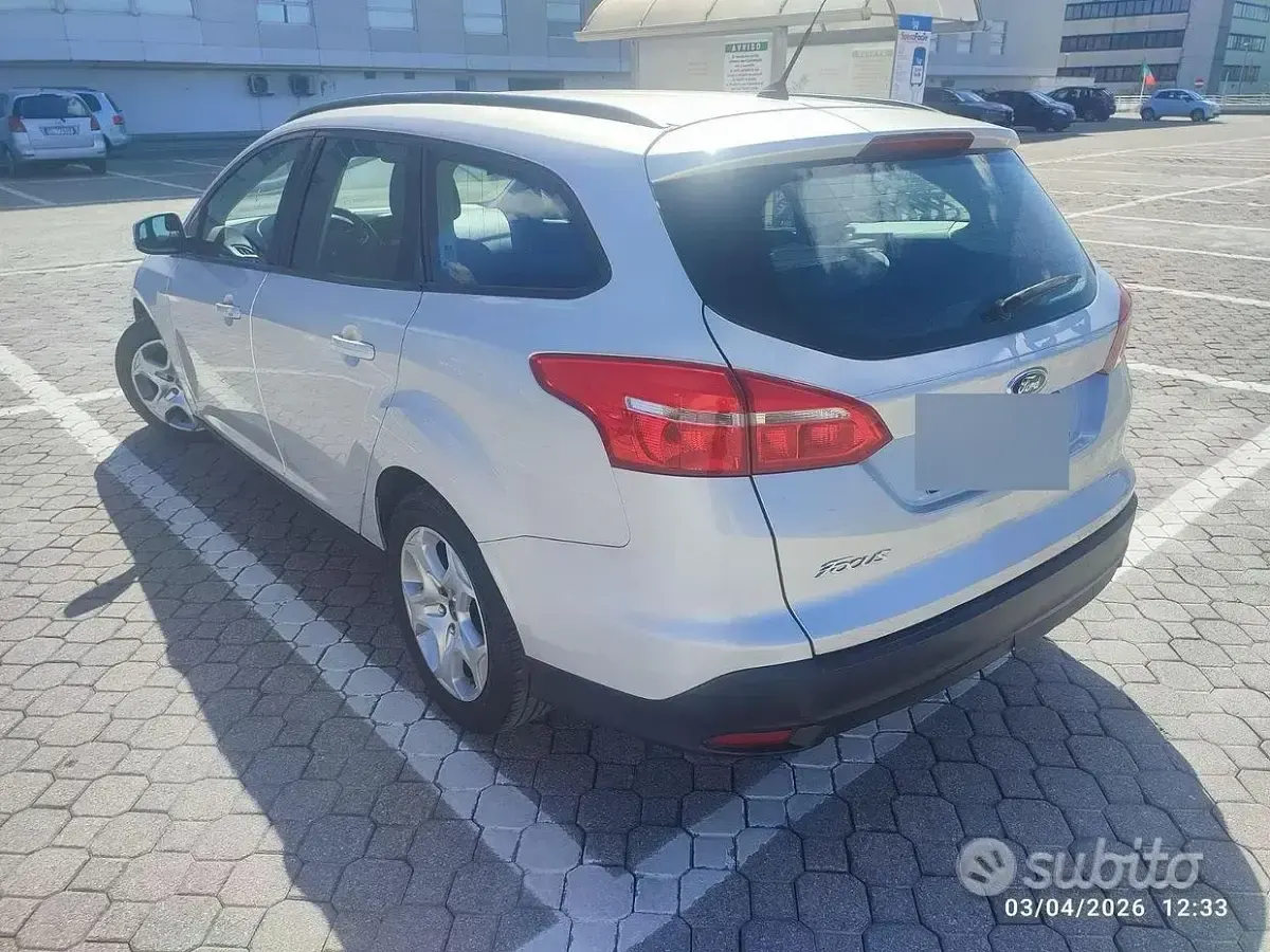 Usata Ford Focus 120 CV (88 kW) 2015 Station wagon