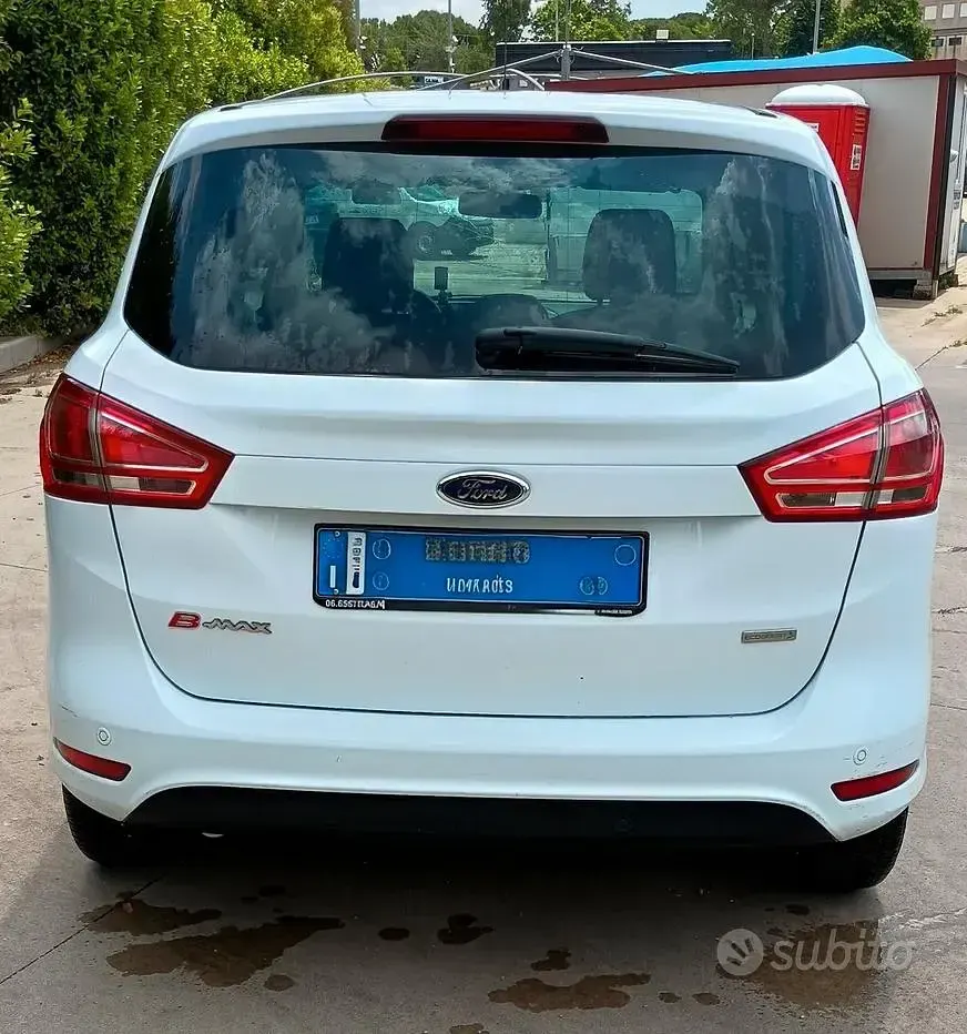 Usata Ford B-MAX 100 CV (73 kW) 2016 Bianco Monovolume
