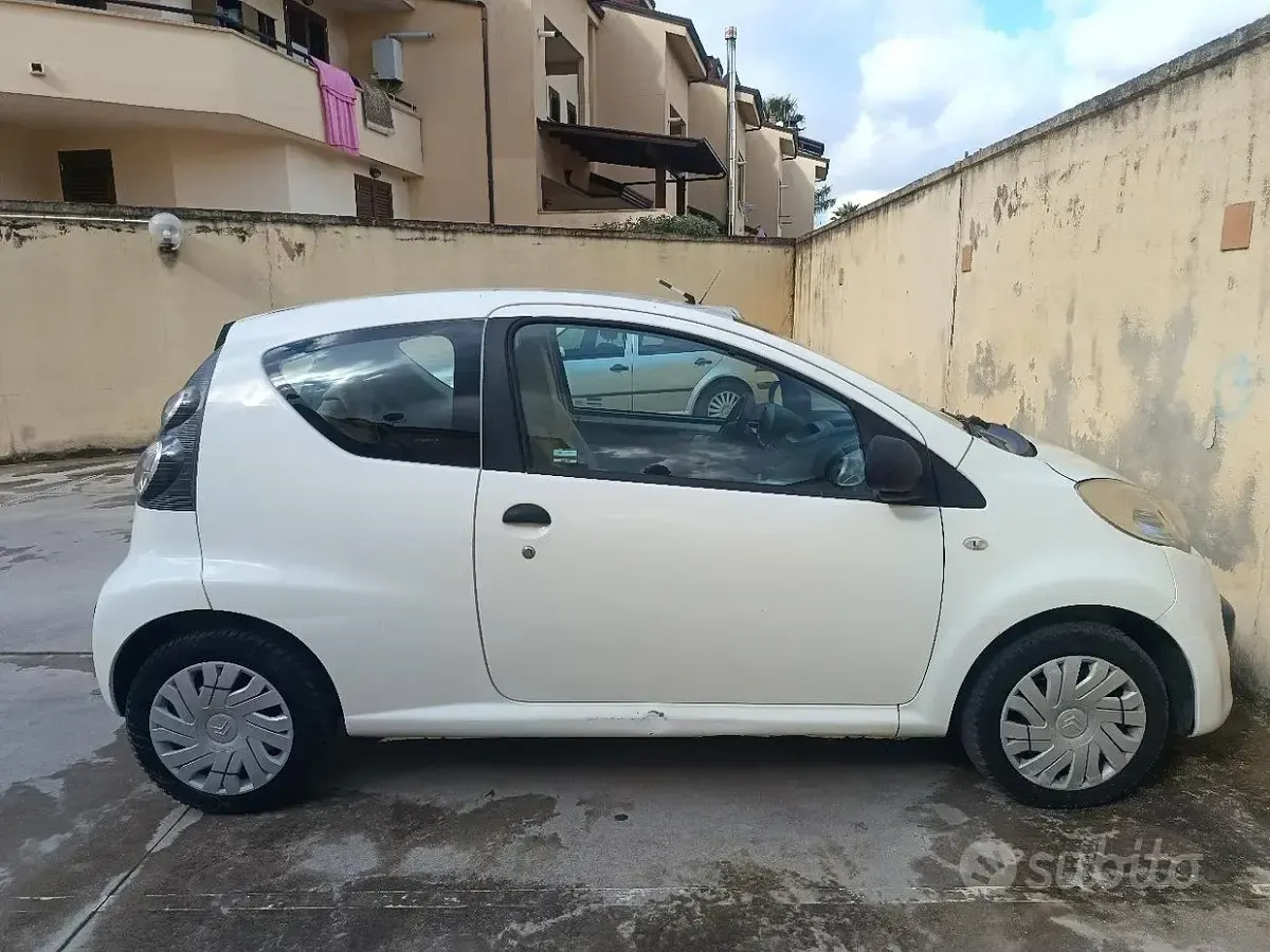 Usata Citroën C1 68 CV (50 kW) 2009 Bianco Utilitaria