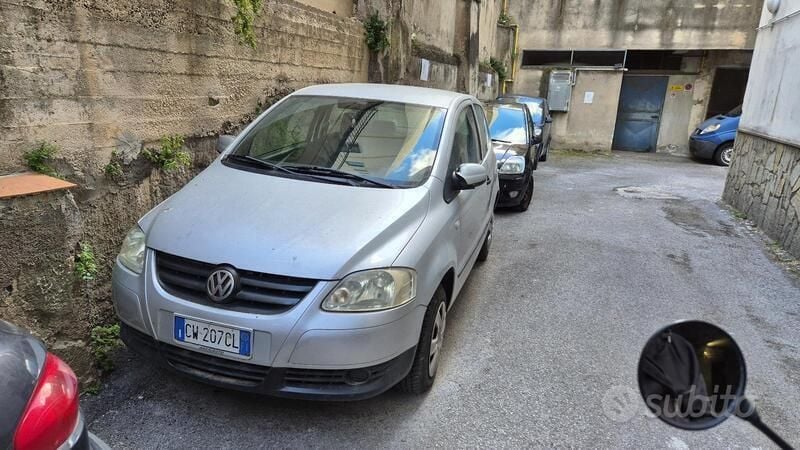 Usata VW Fox 54 CV (39 kW) 2005 Grigio Utilitaria