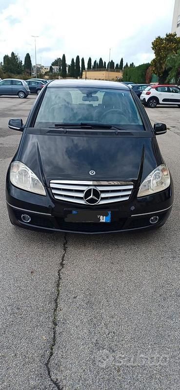 Usata Mercedes A180 2009 Nero Monovolume