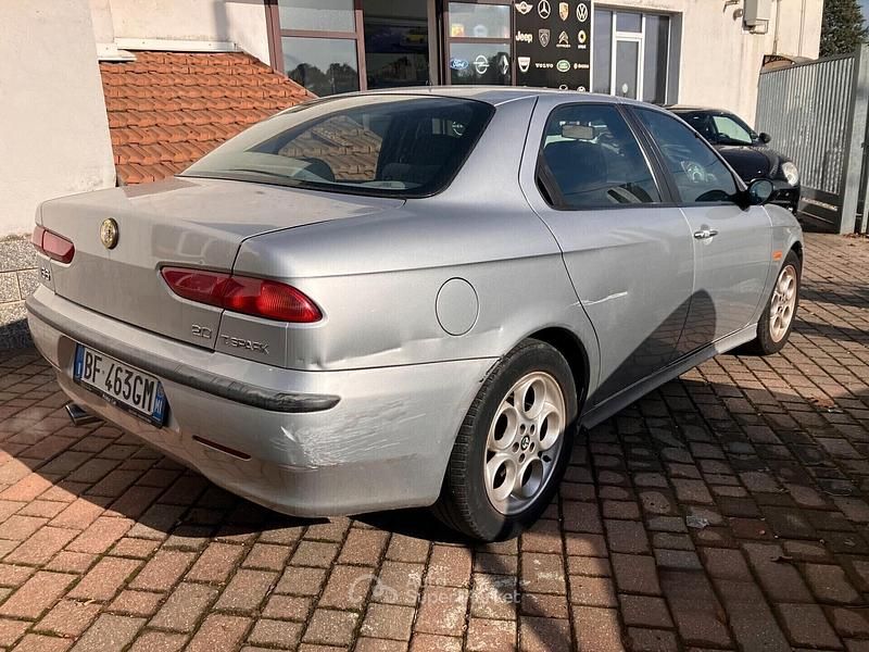 Usata Alfa Romeo 156 155 CV (114 kW) 1999 Argento Berlina