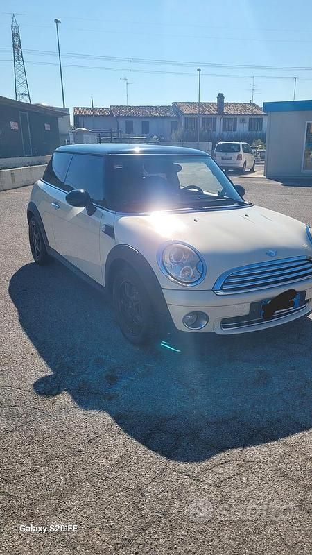 Usata Mini Cooper 120 CV (88 kW) 2007 Bianco Utilitaria