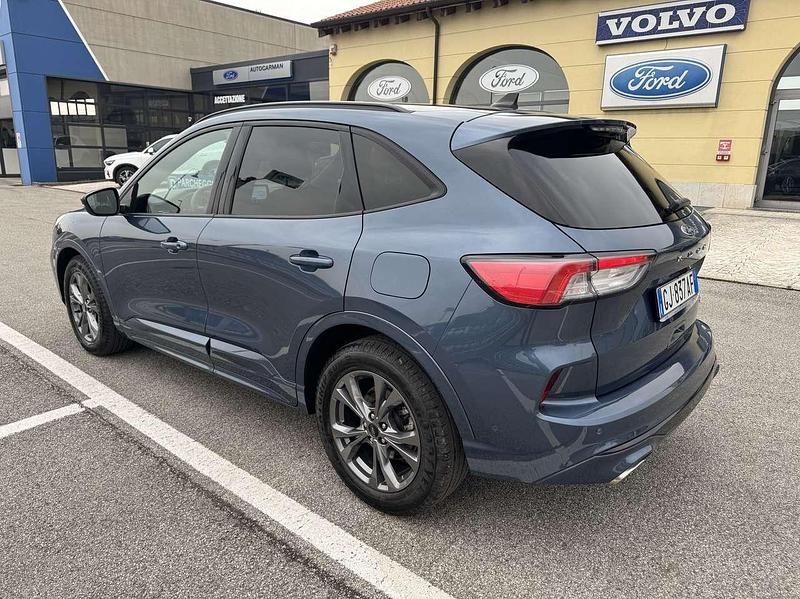 Usata Ford Kuga ST-Line 190 CV (139 kW) 2022 Blu SUV