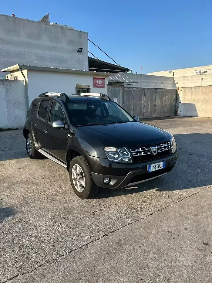 Usata Dacia Duster 109 CV (80 kW) 2017 Nero SUV