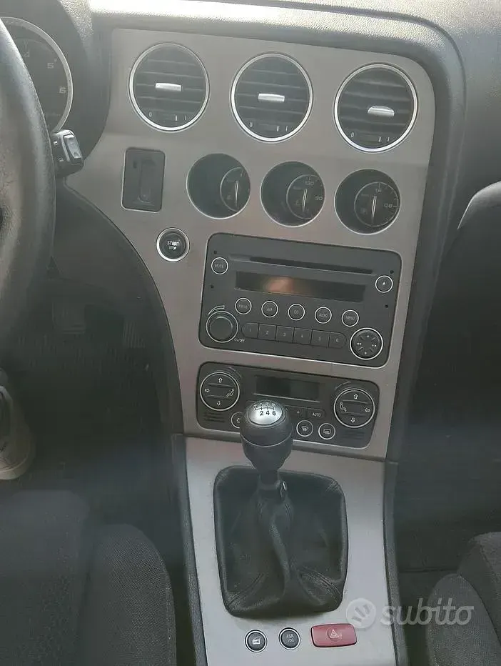 Usata Alfa Romeo 159 150 CV (110 kW) 2008 Grigio Berlina