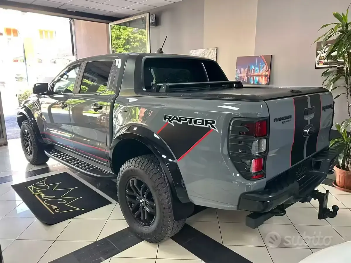 Begagnad Ford Ranger Raptor 213 HK (156 kW) 2022 Grå Pickup