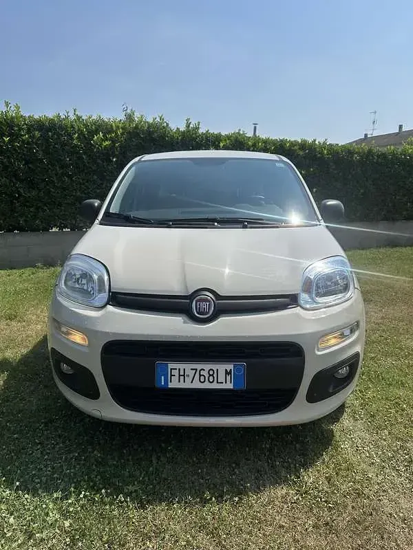 Usata Fiat Panda Easy 69 CV (50 kW) 2017 Bianco Utilitaria