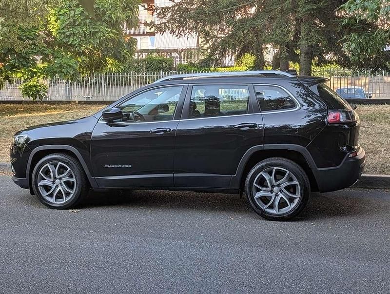 Usata Jeep Cherokee Longitude 194 CV (142 kW) 2019 SUV